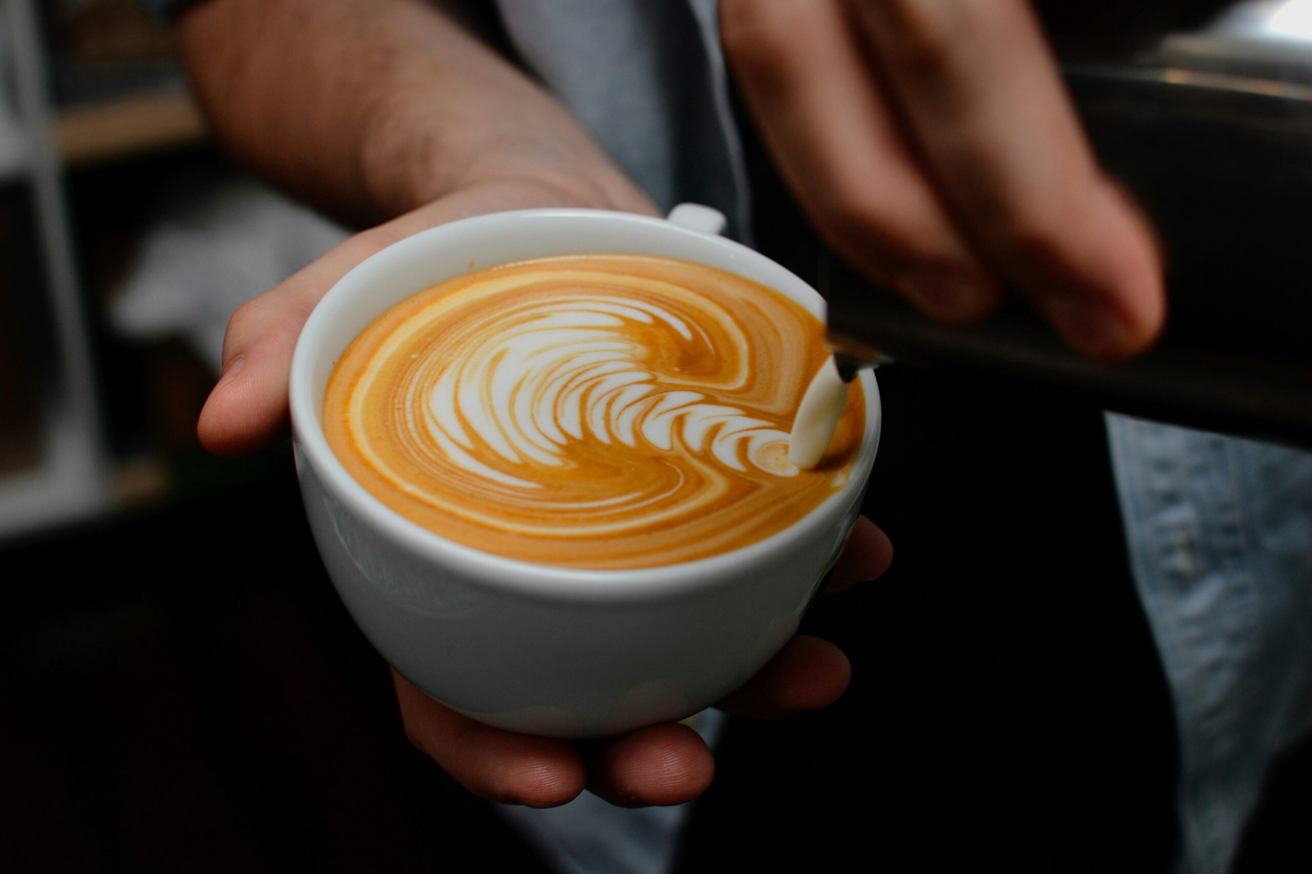 How to Make a Flat White at Home